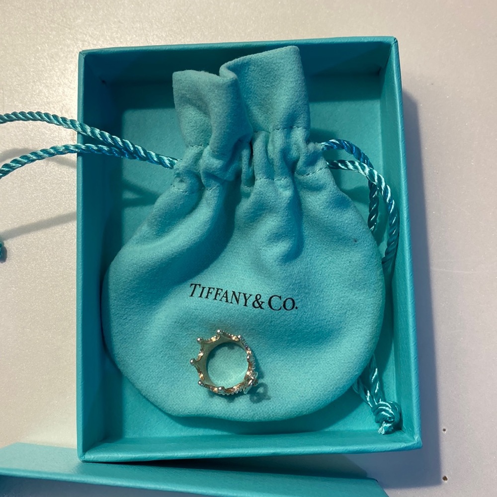 TIFFANY & CO. CROWN CHARM